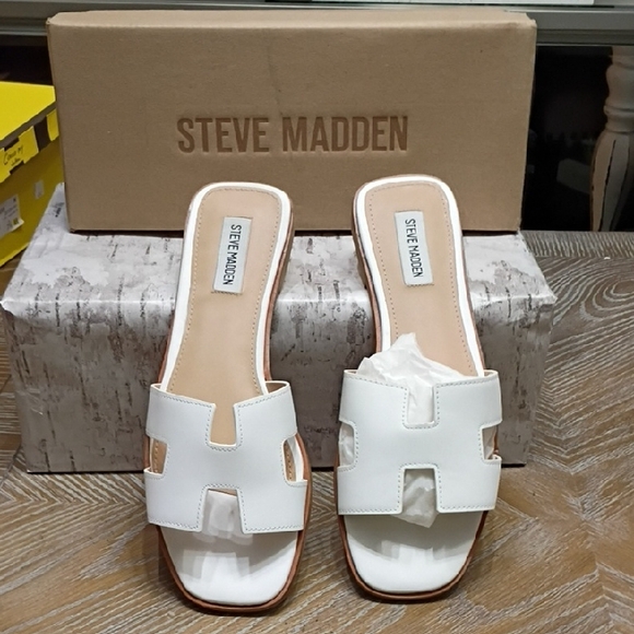Steve Madden Shoes - Steve Madden Handy White Leather Sandals Women's Sz 10 New 🆕 With Box